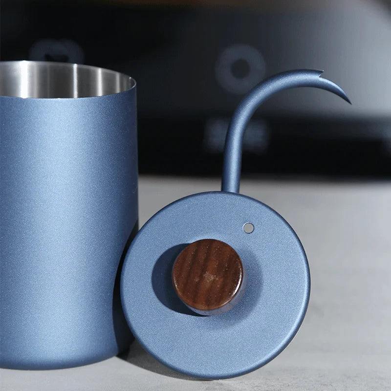 600ml stainless steel gooseneck kettle in black for camp coffee brewing (view 5)